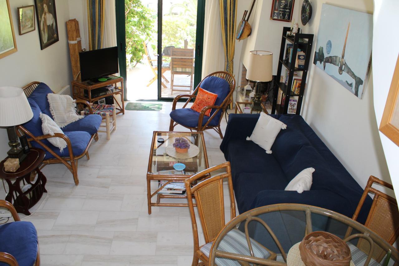 Pasha Bay Residence Sounion Exterior photo